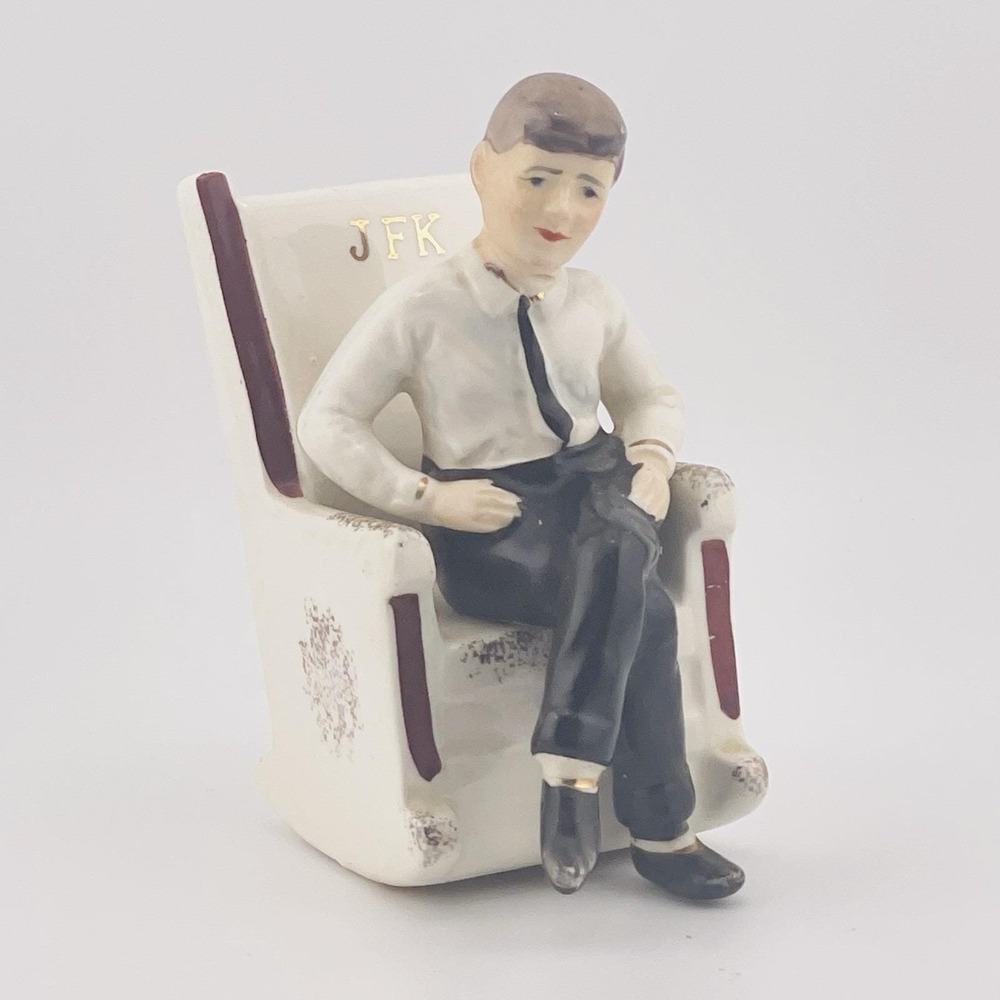 Vintage  Arrow 1962 JFK Kennedy Rocking Chair Salt & Pepper Shakers Set Japan